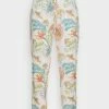 Roxy BIMINI PANT PRINTED - Pantalon Classique - Snow White Lilac -Roxy Magasin En Ligne 1dbe8d8141f74c5eab74eeb68261db3a