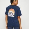 Roxy EXPLORE THE TRACKS - T-shirt Imprimé - Mood Indigo -Roxy Magasin En Ligne 203ffbcb526843cf80afbdc39ac5e847