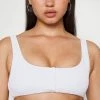Roxy LOVE BRALETTE - Haut De Bikini - Bright White -Roxy Magasin En Ligne 36e7106462594e499aea66a4ca5a3d57