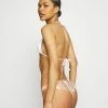 Roxy BEACH CLASSICS CHEEKY BOT - Bas De Bikini - Bright White -Roxy Magasin En Ligne 8bbc2c2f40d047719a6b4958e56786ce