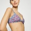 Roxy LOVE THE SURF KNOT - Haut De Bikini - Cool Blue -Roxy Magasin En Ligne b8ec87965fd24495a199a340eba416d9