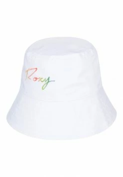 Roxy Chapeau - Regatta Over The Rainbow