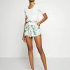 Roxy Short - Snow White Honolulu -Roxy Magasin En Ligne fae04baae6fa4aa1aba1e0ff48bbb395